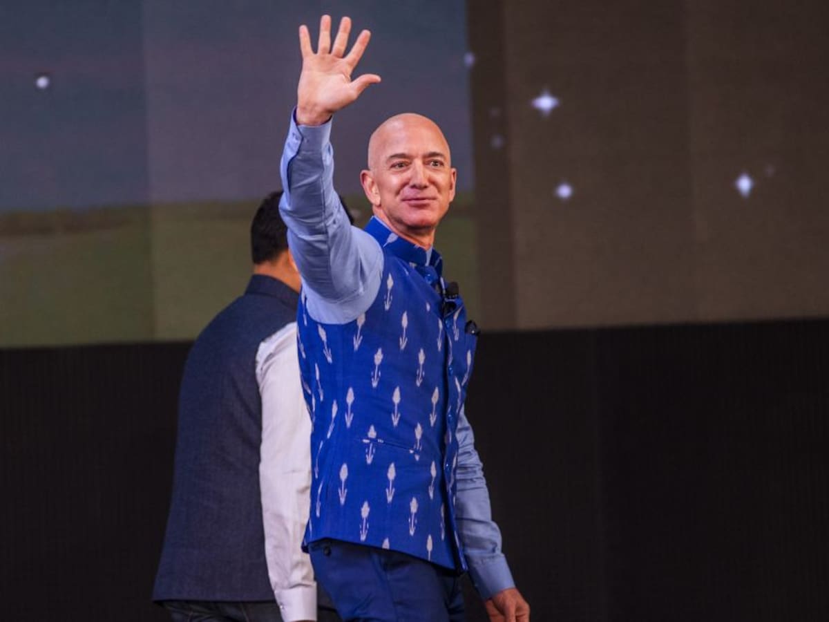 El multimillonario Jeff Bezos viajará al espacio el 20 de julio