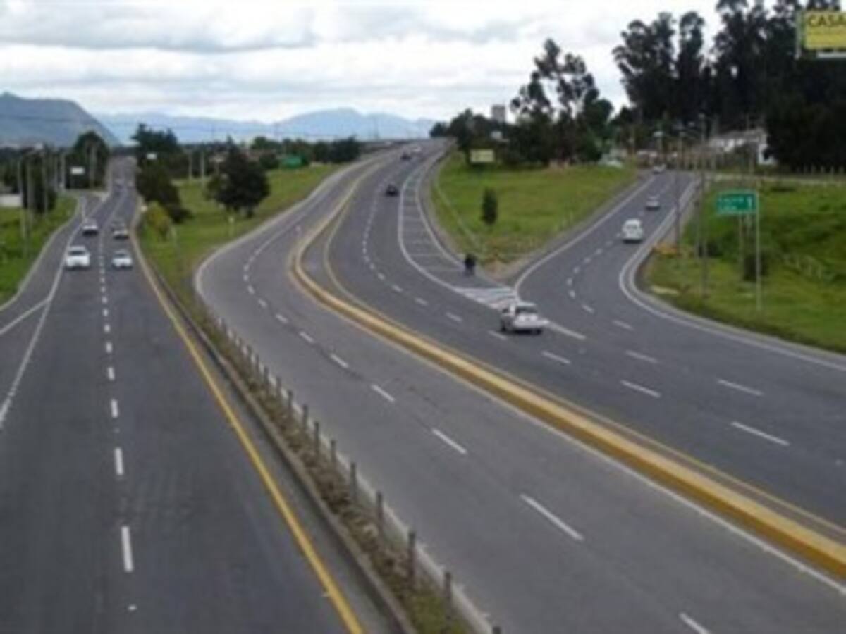 Gobierno pone en marcha maratón de vías