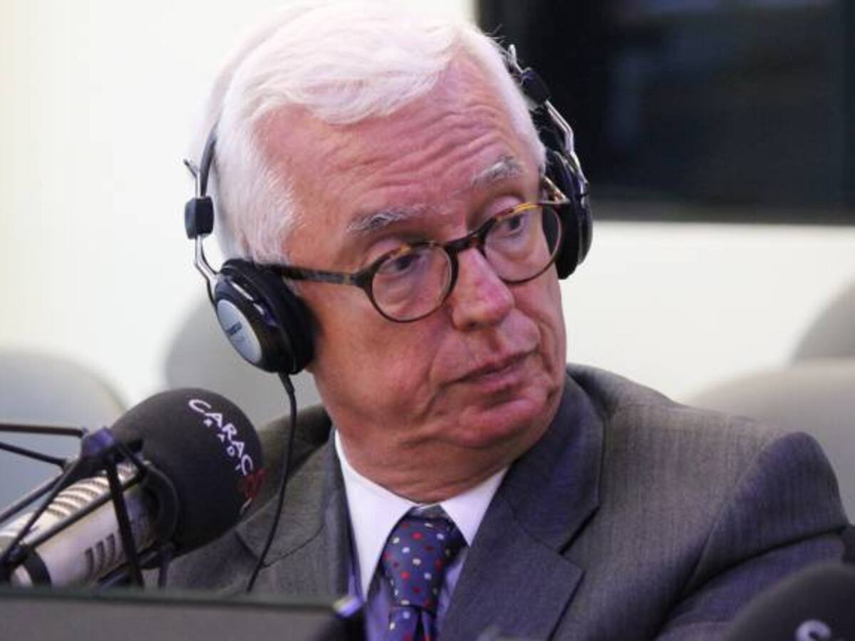 No importa lo que haga el Gobierno, nada va a salir bien: senador Robledo