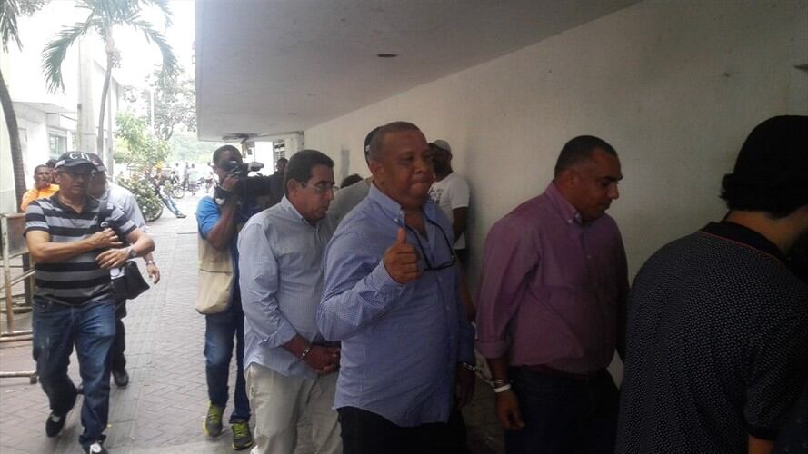 Un juez ordenó cárcel para los funcionarios de la Alcaldía Local 3 Gilberto Marrugo Maldonado y Ricardo Castellar Pérez. Foto: Antonio Canchila (W Radio)