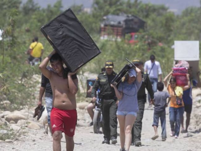 CIDH pide a Venezuela restituir bienes de colombianos expulsados