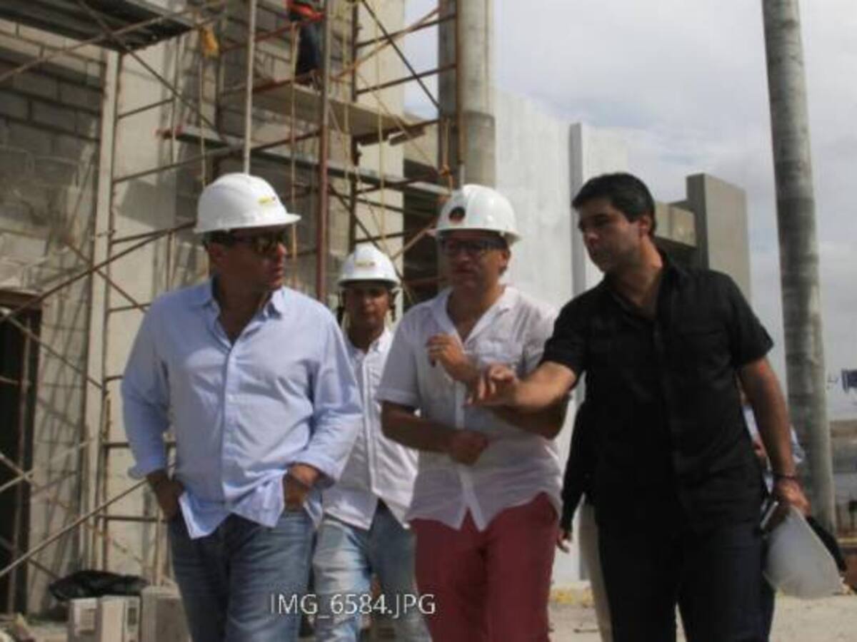 Estamos espirando al oído de contratistas del CEEC: Alcalde