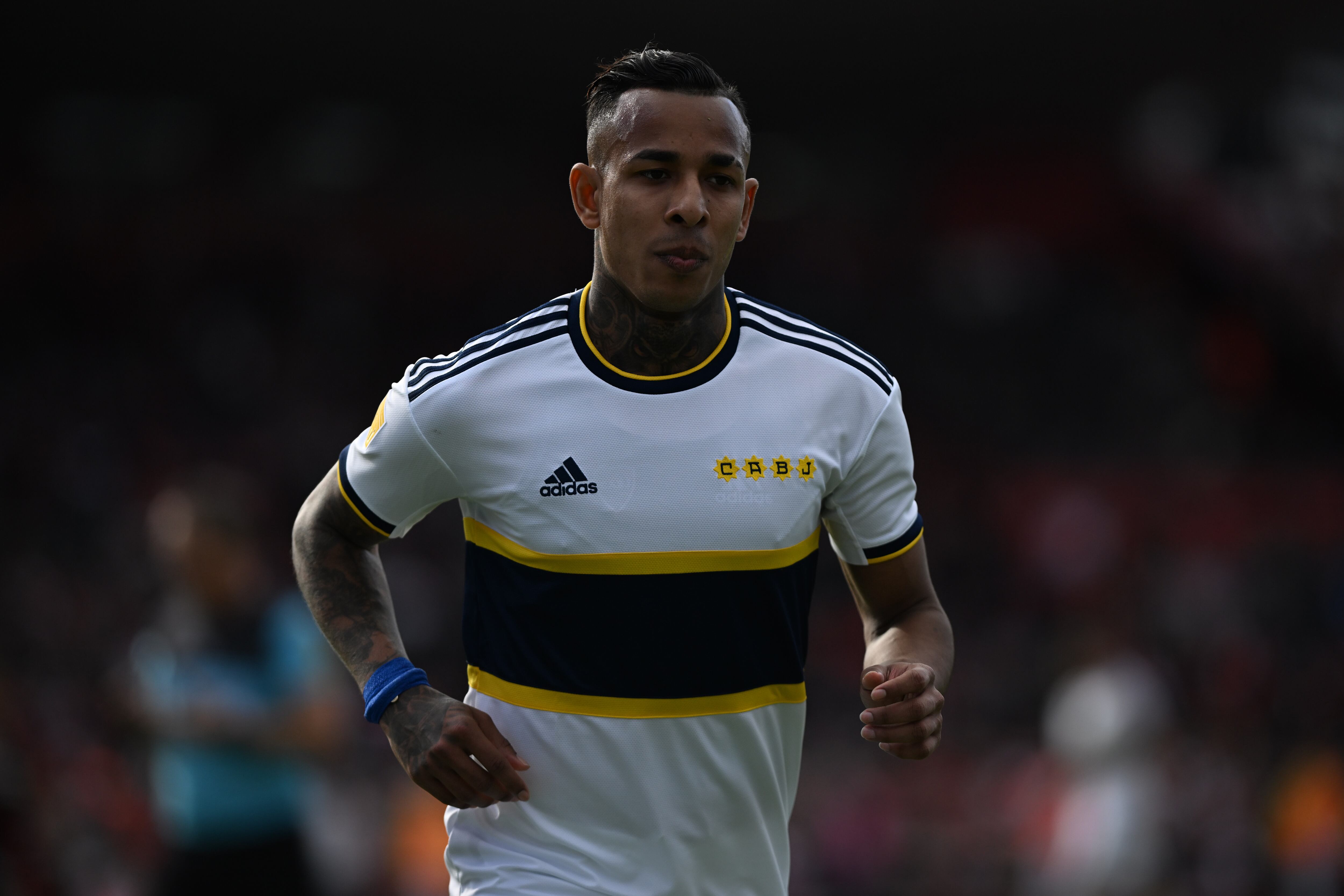 Sebastián Villa recibió elogios de Juan Román Riquelme.