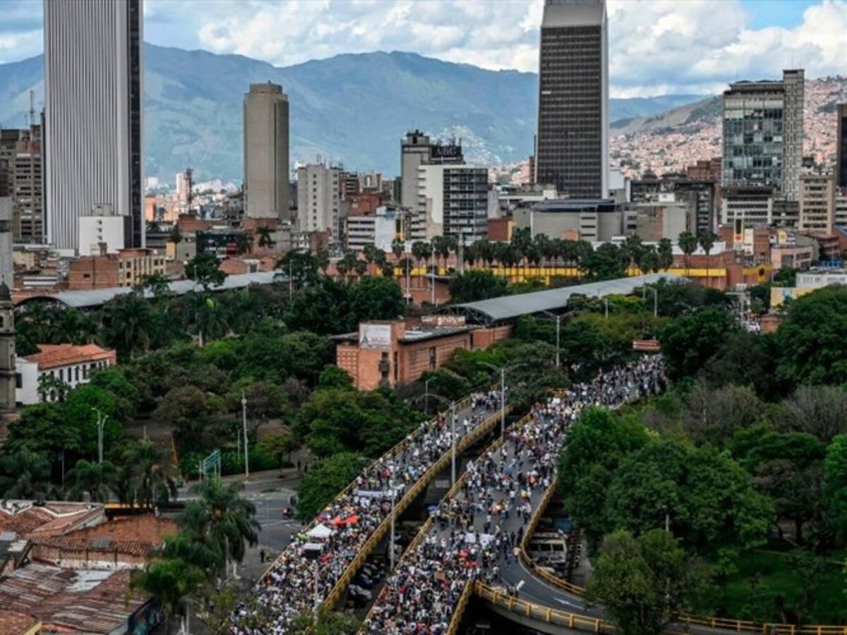 Trabajadores de la rama judicial en Medellín se unen al paro nacional