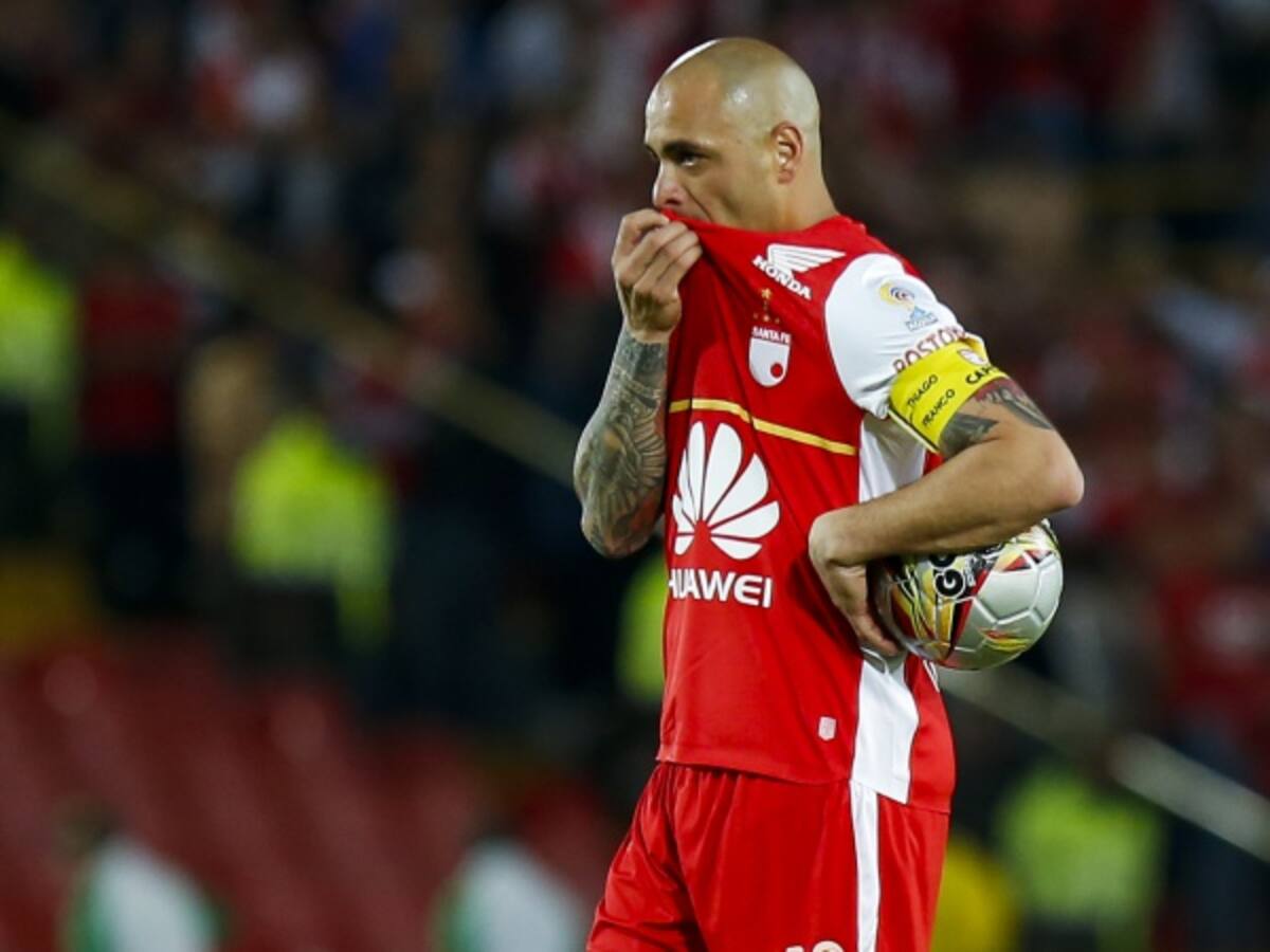 Nunca quise pasar por encima de nadie y mucho menos del club: Omar Pérez