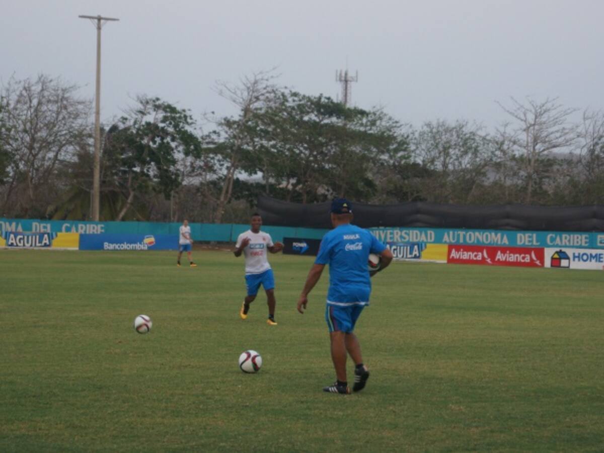 Sin Guillermo Celis, la Selección regresa a prácticas en el 'Metro'