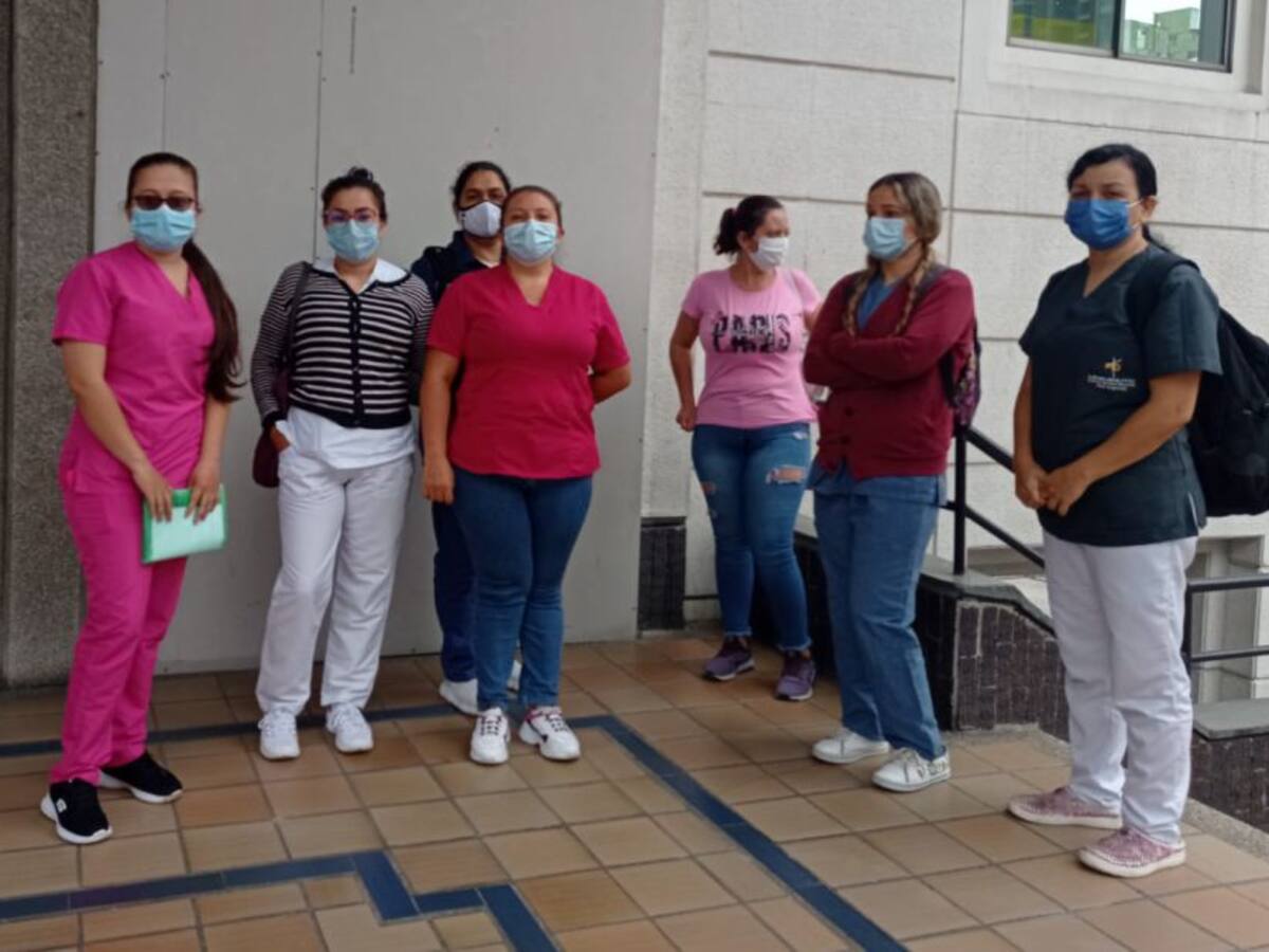 Empleados de IPS protestan por falta de pago