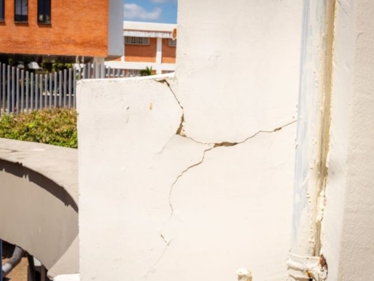Reportan afectaciones en colegios y varios sectores en Barrancabermeja, Santander, tras fuerte sismo