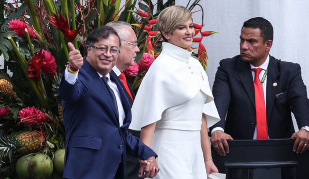 Gustavo Petro y Verónica Alcocer. Foto: Archivo, Campaña Petro, Colprensa