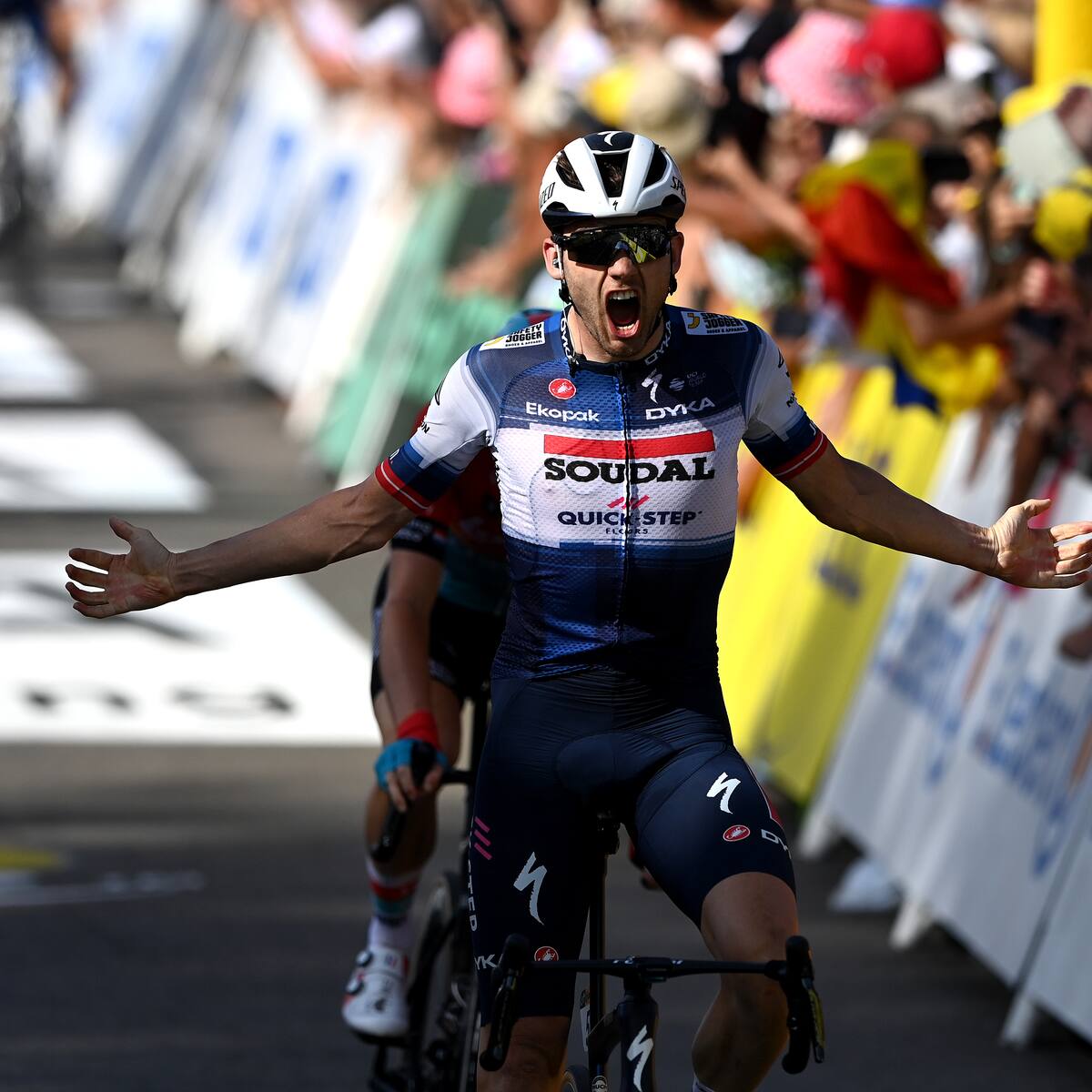 Kasper Asgreen corona la fuga y logra un triunfo heroico en la etapa 18 del Tour