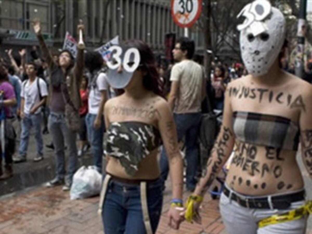 Los estudiantes colombianos ponen a prueba la popularidad del presidente Santos: El País