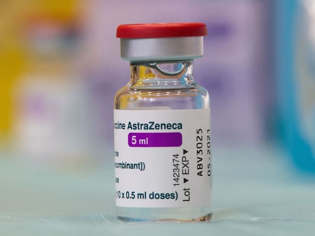 Vacuna AstraZeneca Oxford COVID-19 en el Hospital Pirogov de Sofía