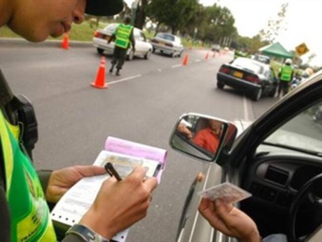 Cerca de 50 mil conductores en Bogotá no saben que tienen multas de tránsito