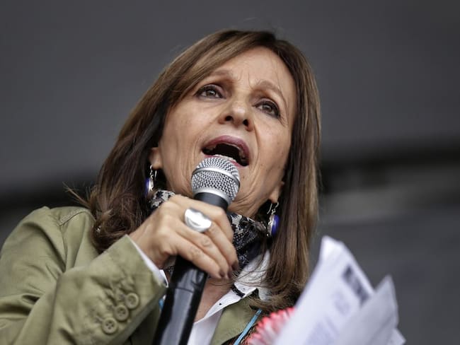 Ángela María Robledo renunció al partido Alianza Verde para ser fórmula vicepresidencial de Gustavo Petro en los comicios de 2018. 