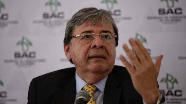Carlos Holmes Trujillo