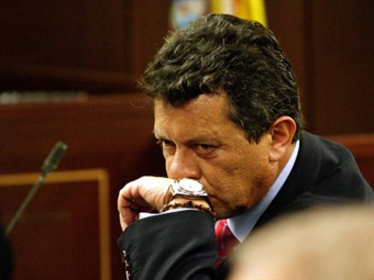 Por 'chuzadas' comienza etapa de juicio contra Mario Aranguren