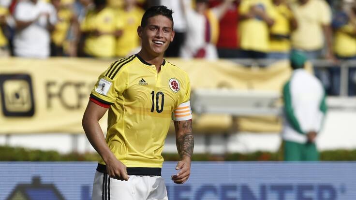 Jugadores de la Selección en zona mixta