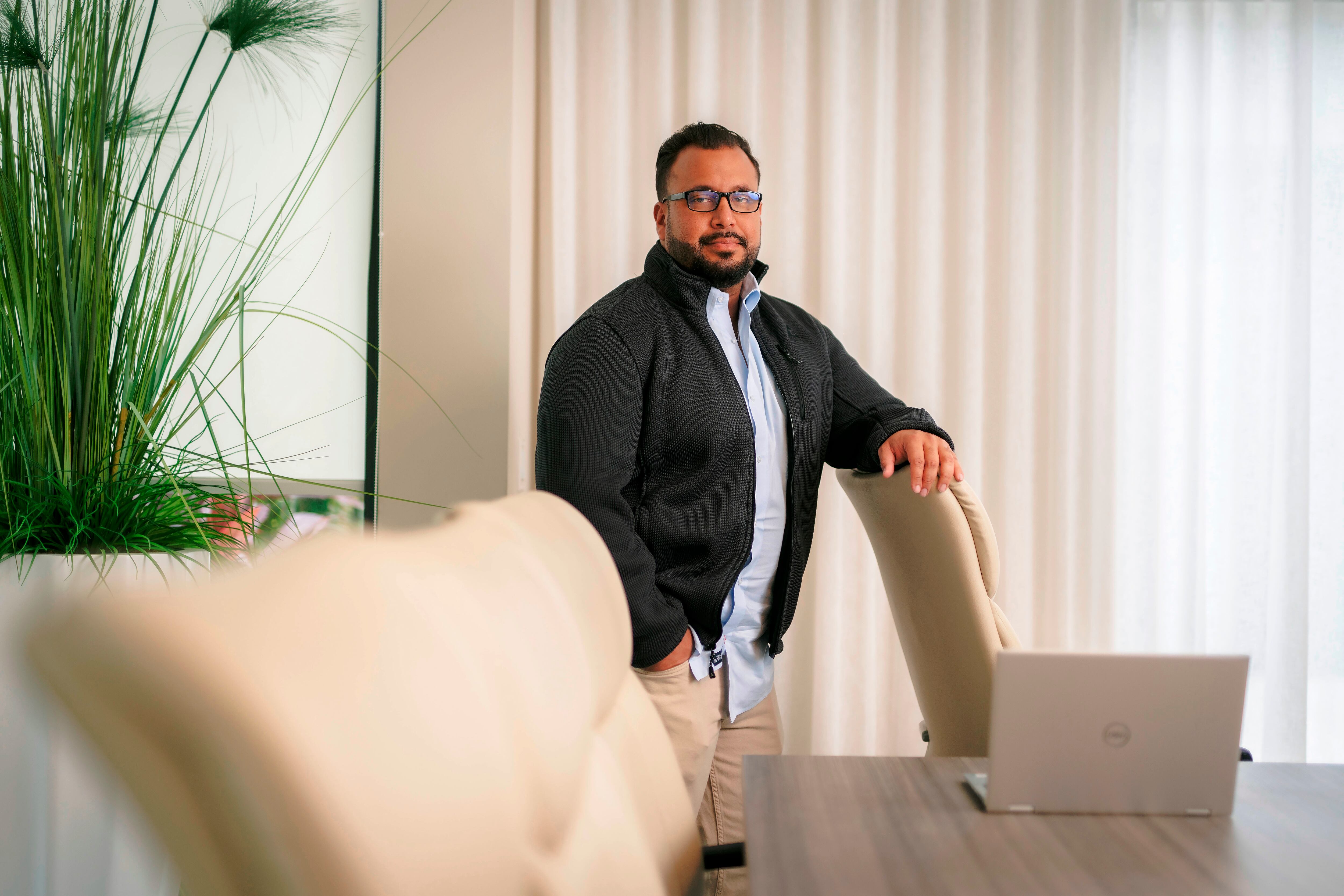 Alberto Loaiza consolida una carrera versátil en la tecnología de la información