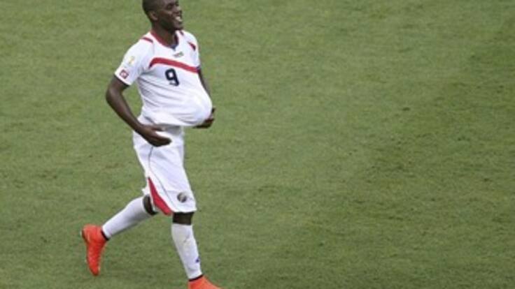 Campbell anota el empate para Costa Rica