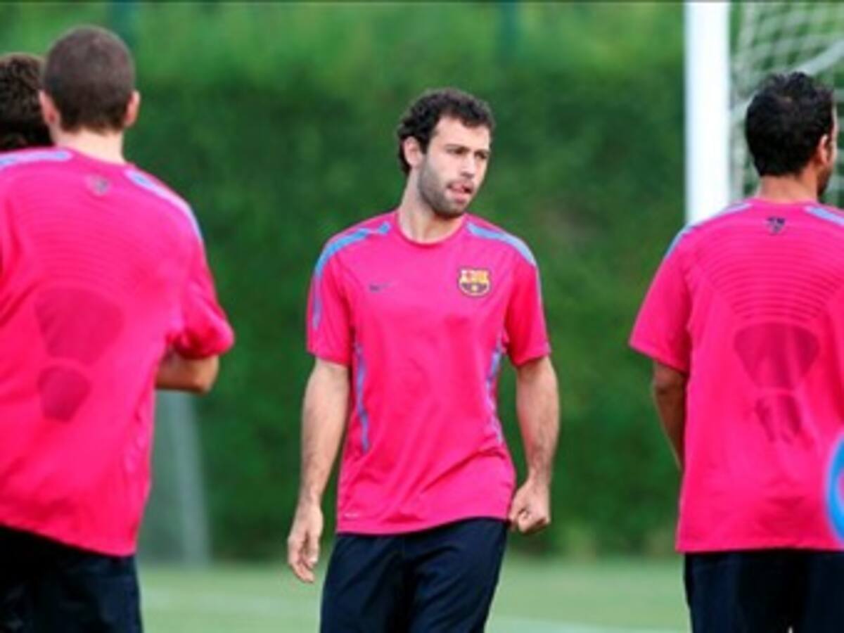 Las grandes ligas de fútbol de Europa recortaron en un 29% su inversión en fichajes