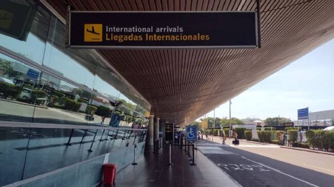 Según Migración Colombia, estas personas no contaban con la prueba PCR con diagnóstico negativo de COVID-19