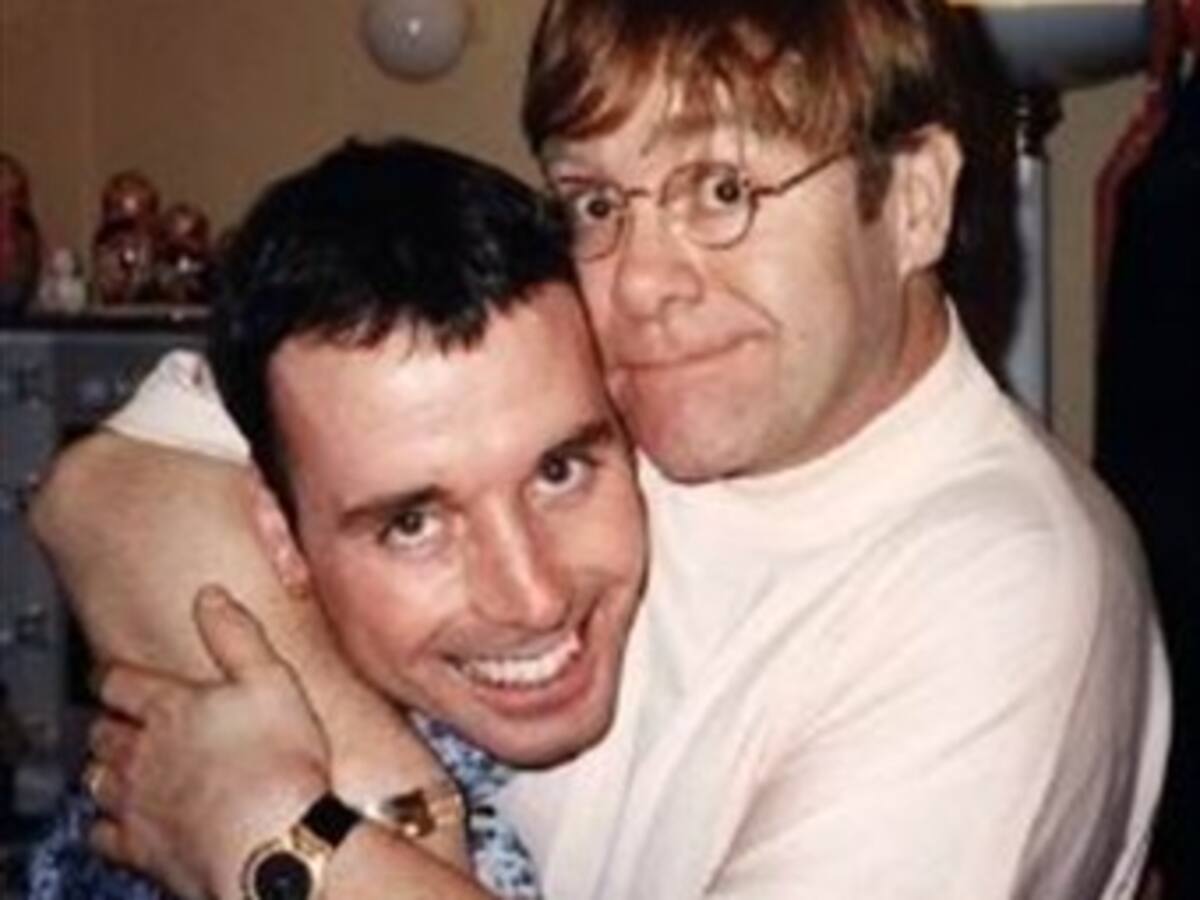 Elton John y su marido, padres de un niño gracias a una madre de alquiler