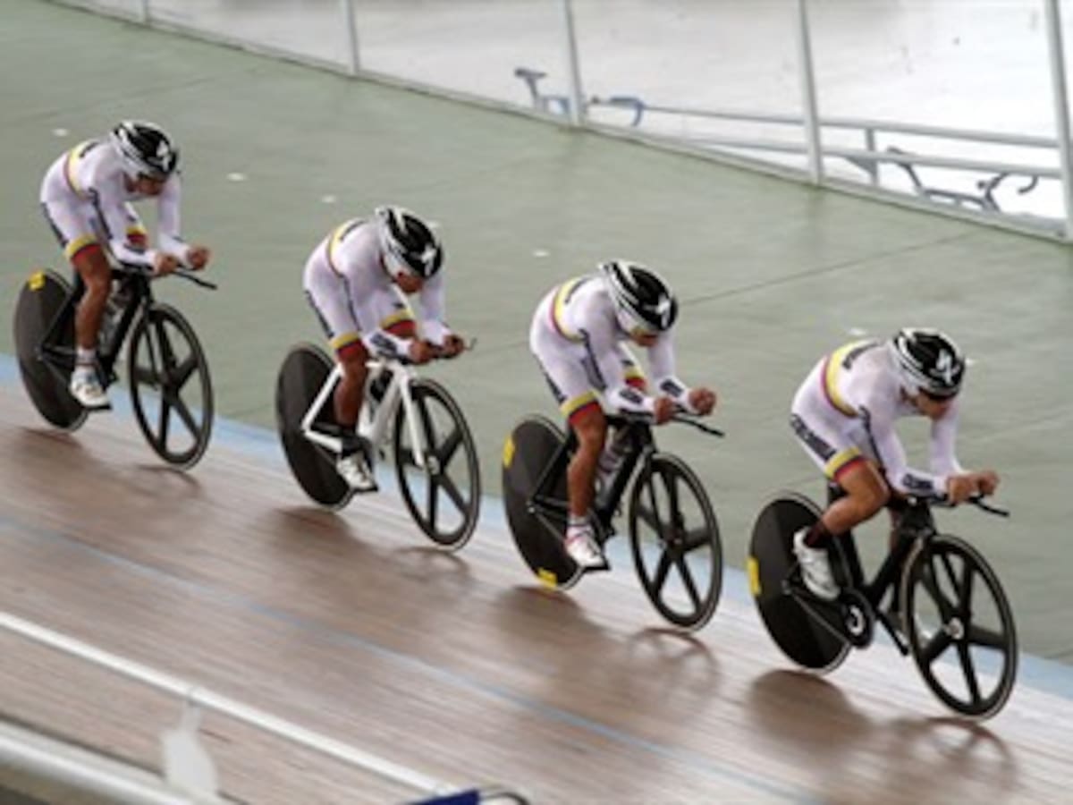 Dos oros y dos bronces para Colombia en la primera jornada de la Copa Mundo de Pista