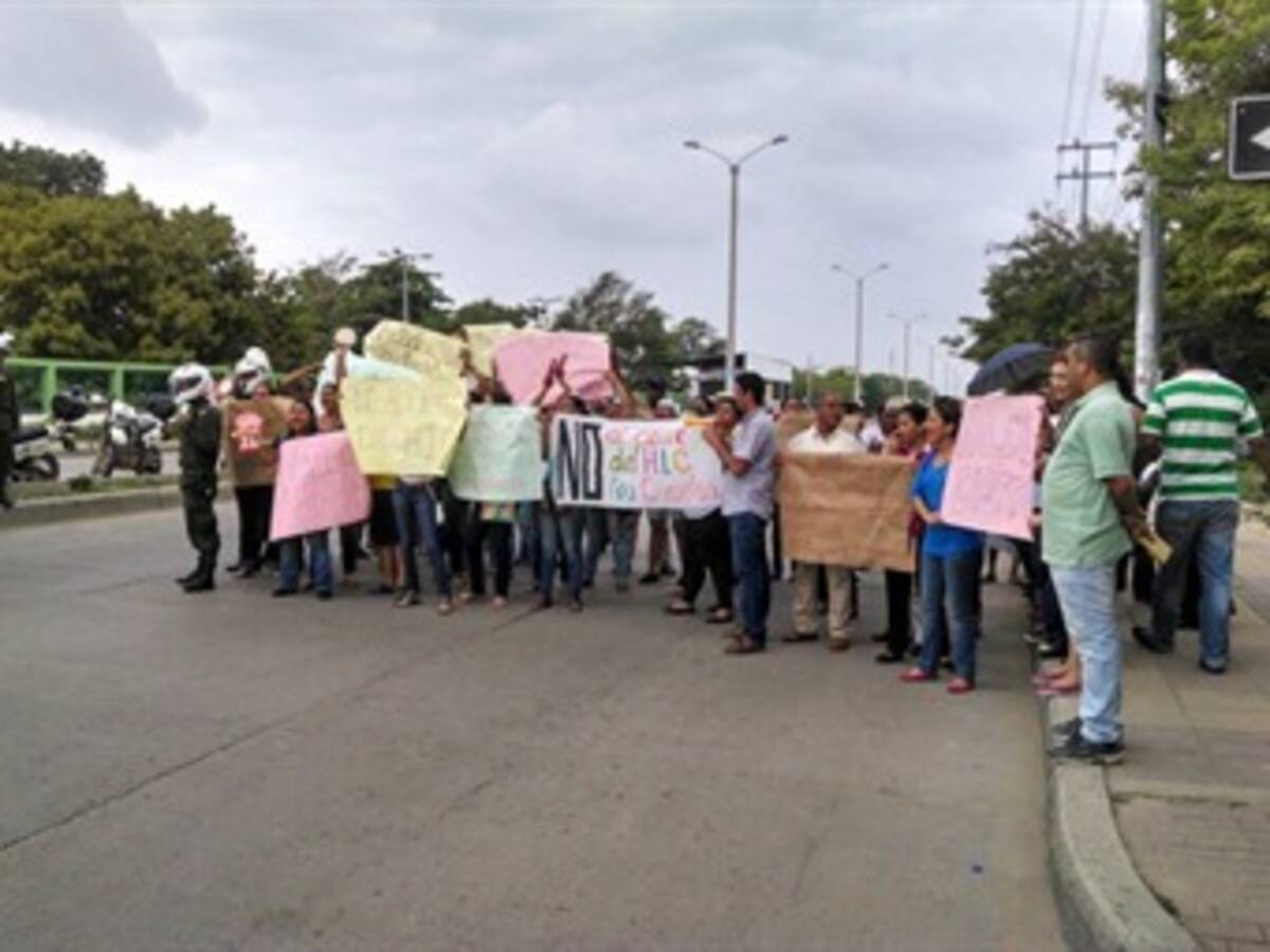 Familiares protestaron ante cierre de hogar infantil