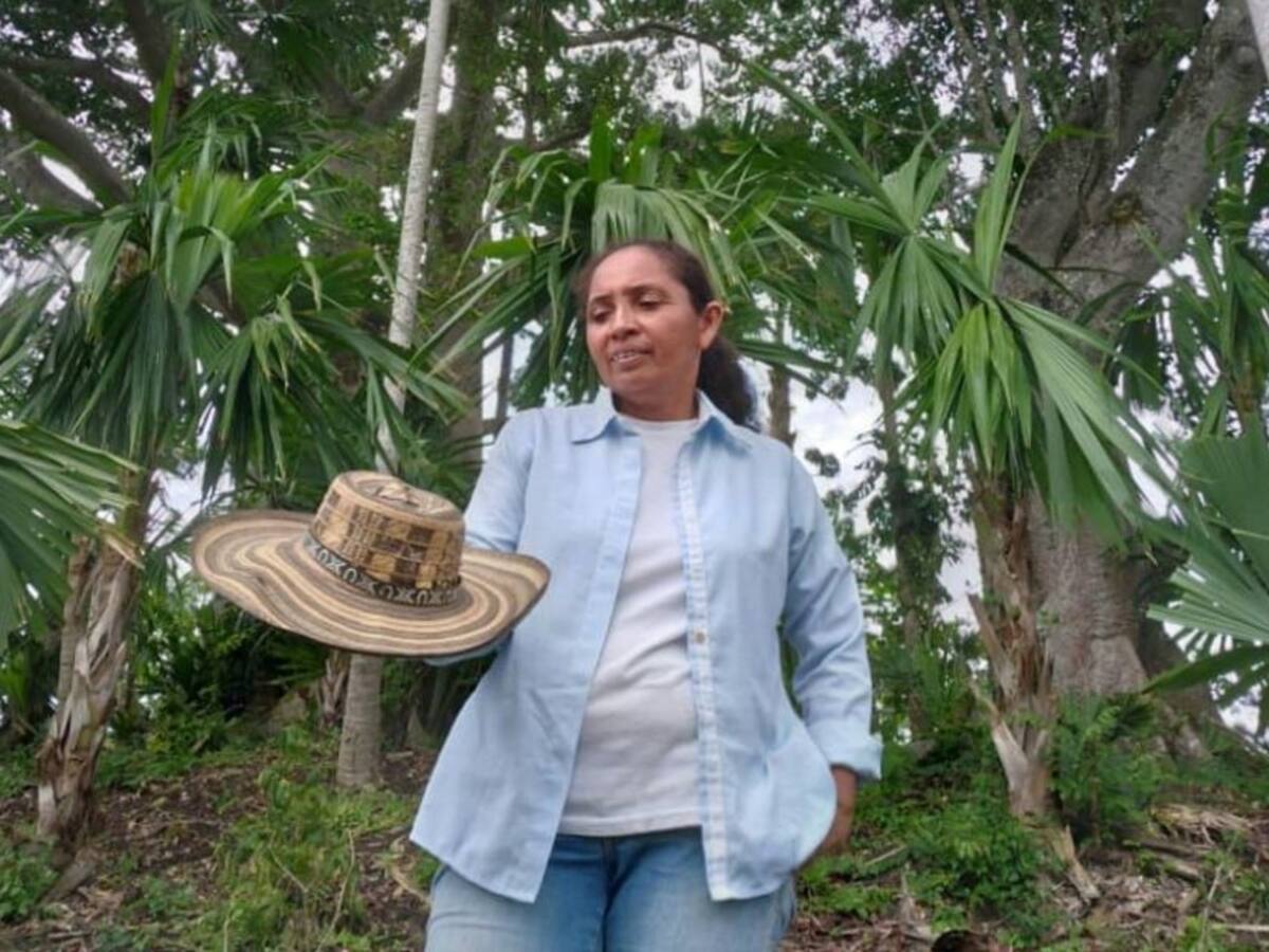 Lizette González, tejedora de sueños, ganadora del premio Mujer Rural