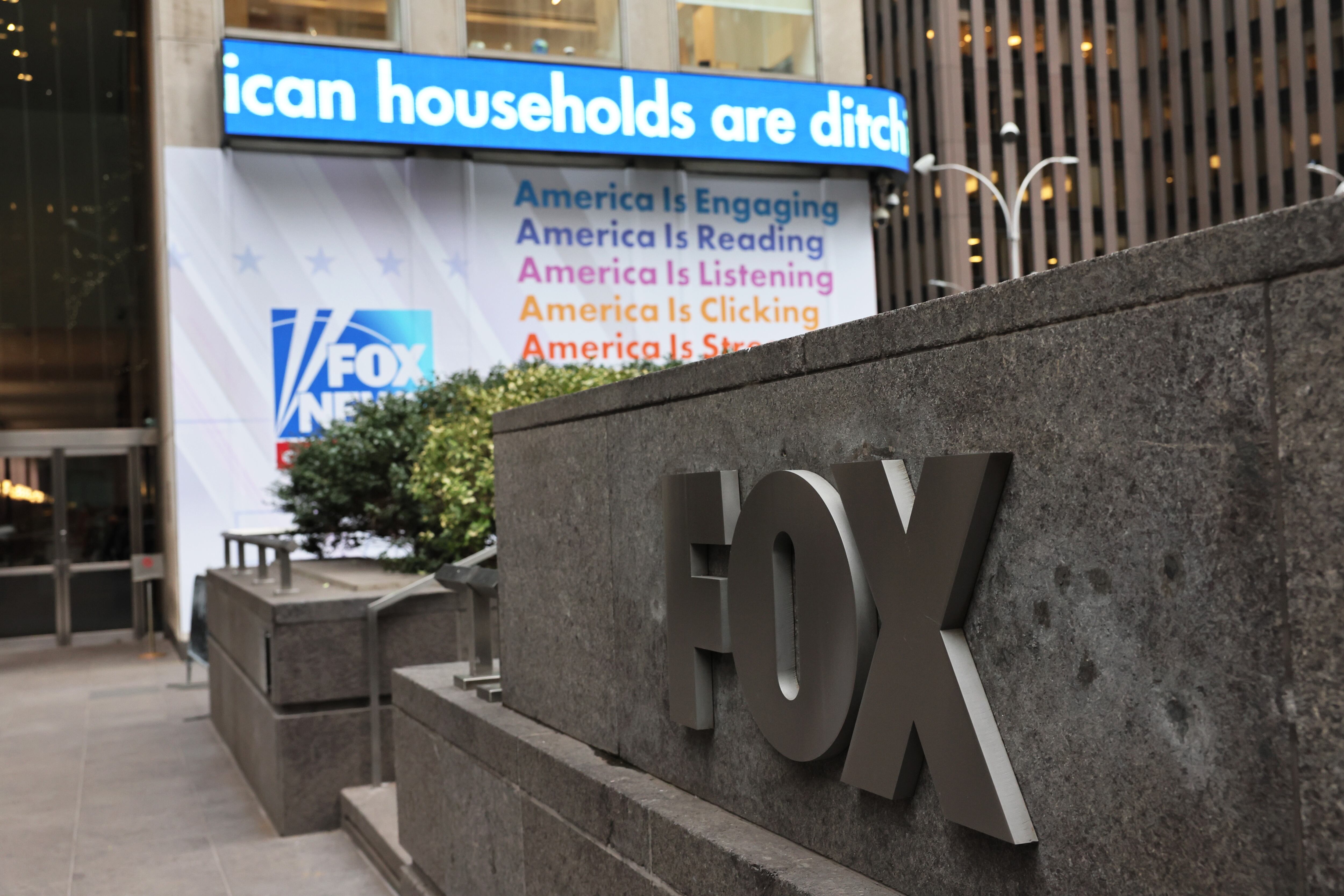 Presentadores de Fox News conocían que las elecciones del 2020 no fueron robadas