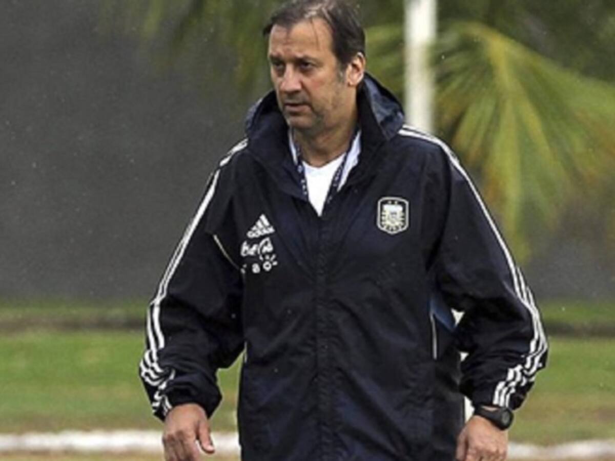 "Santa Fe tiene sello de equipo uruguayo: aguerrido y disciplinado": Walter Perazzo