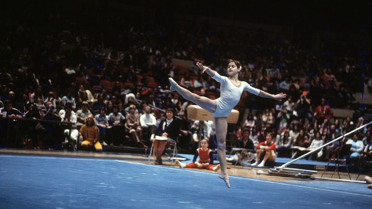 Así luce hoy la gimnasta que hace 50 años obtuvo el primer puntaje perfecto en los Juegos Olímpicos
