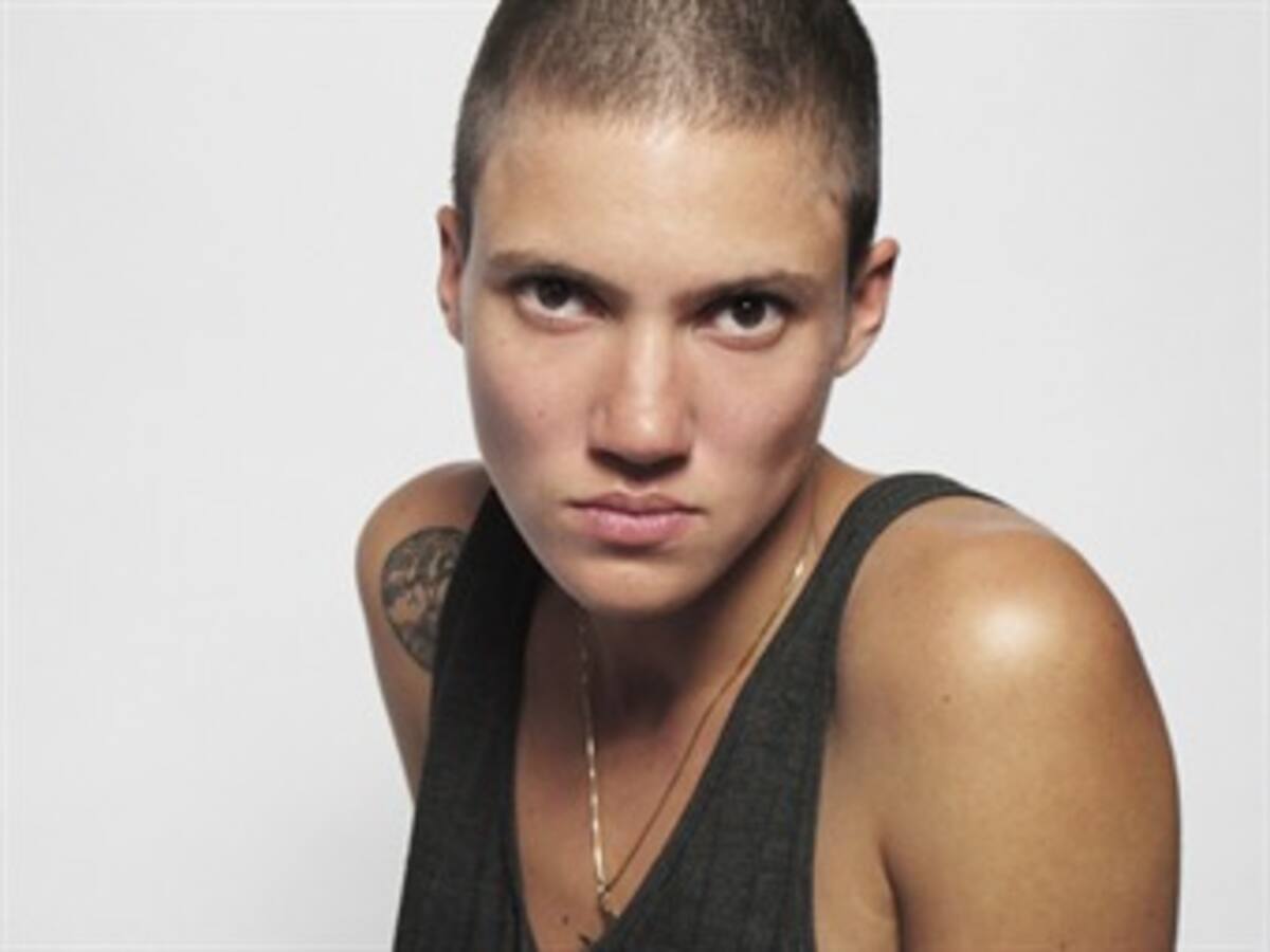 Tamy Glauser, la (el) modelo que causa sensación en las pasarelas