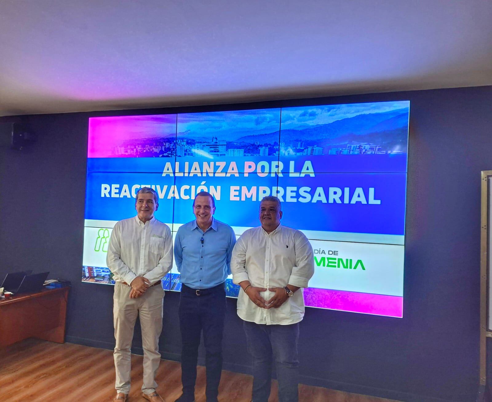 Alianza por la reactivación empresarios, Comfenalco, Quindío, Cámara Comercio y alcaldía de Armenia. Foto Vanessa Porras