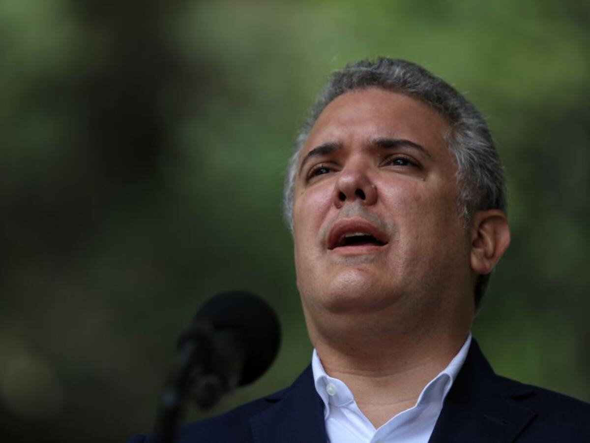 Duque, a favor de sustitución de activos estatales para reactivar economía