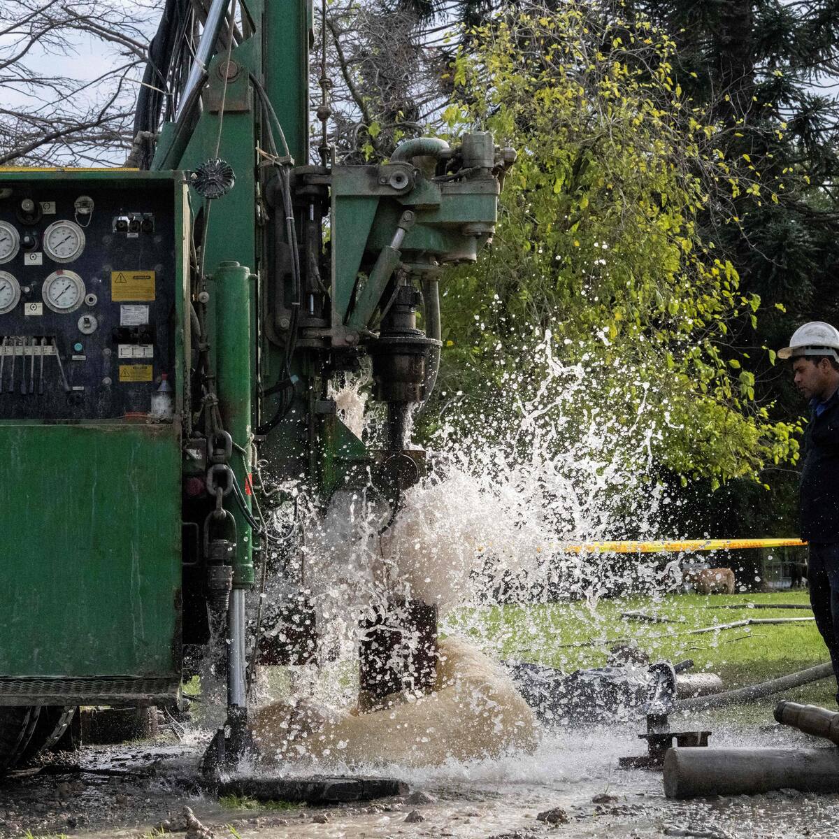 Uruguay: autorizan perforaciones para buscar agua ante sequía