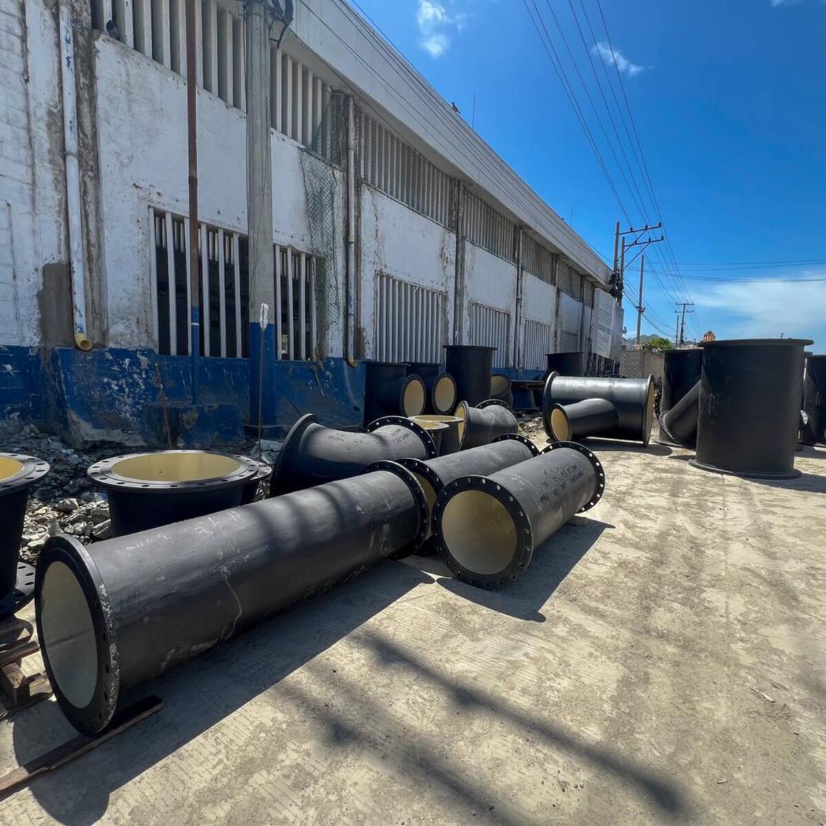 Santa Marta recibe manifold definitivo en la EBAR Norte