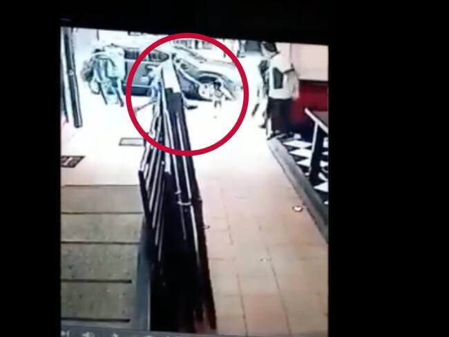 Hamilton Vallejo, el vigilante que salvó a una niña de ser atropellada