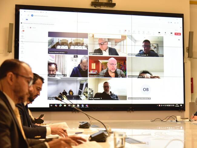 Primera reunión entre Gobierno y nuevos gestores de paz: Planean encuentro presencial en regiones