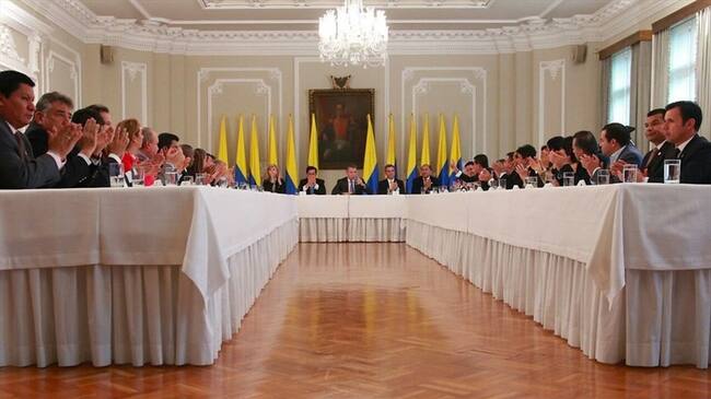 En Casa de Nariño estuvieron promotores del "Sí" y los gobernadores de distintos departamentos felicitando al presidente Juan Manuel Santos por su premio Nobel de Paz. Foto: Colprensa/SIG