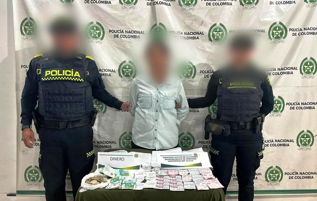 Capturan a mujer por vender chance ilegal en San Juan Nepomuceno