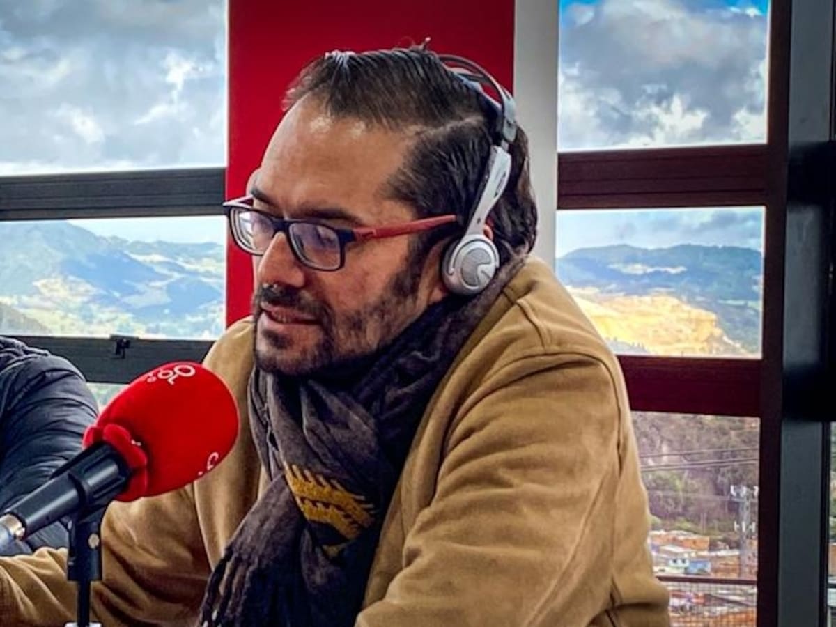 Bogotá se ha constituido en referente de infraestructura educativa: subsecretarito Reverón