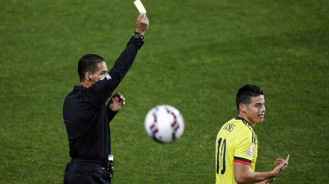 Roberto García y James Rodríguez en la Copa América 2015