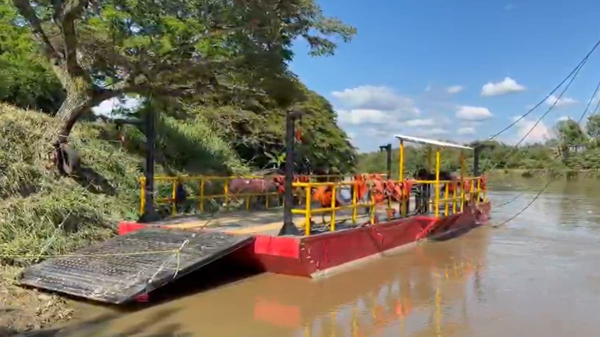 Barcaza “Caramanta” superó pruebas técnicas para la conexión de tres municipios a través del Cauca