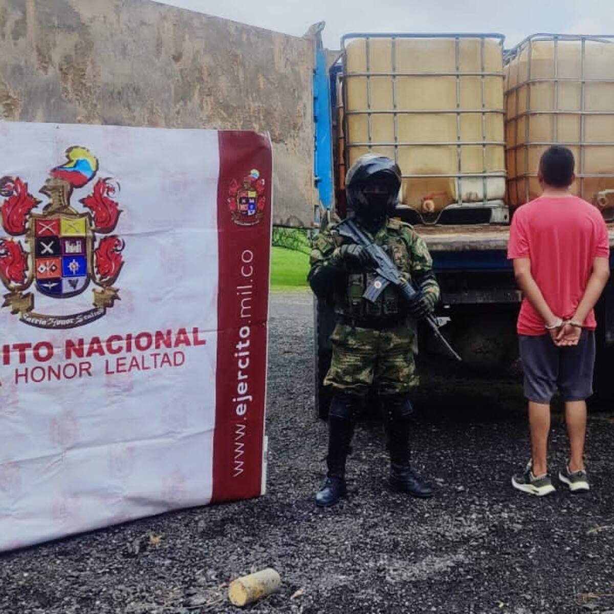 Ejército y Policía incautan en el Tolima más de 800 galones de gasolina