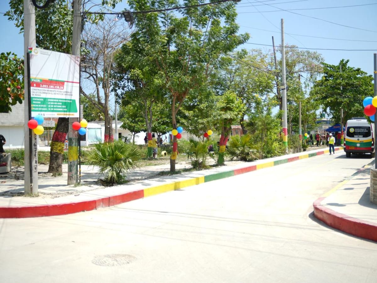 Entregan la Calle Colombia en Olaya Herrera para dignificar la movilidad de 400 familias