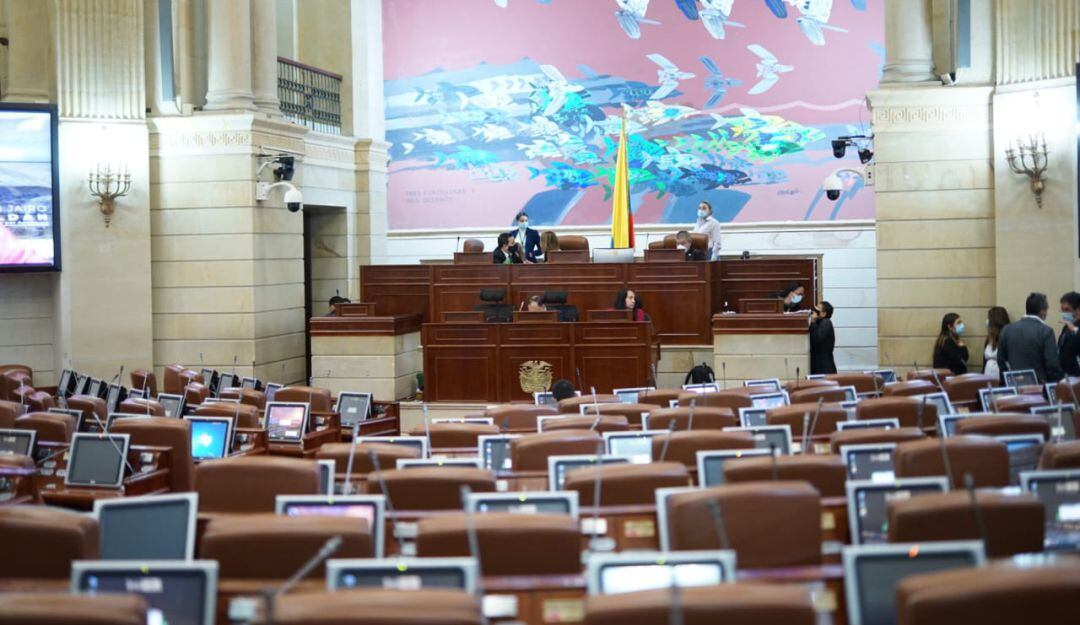 Cámara de Representantes ratifica el regreso a las sesiones presenciales