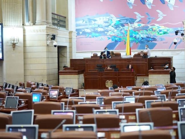 Cámara de Representantes ratifica el regreso a las sesiones presenciales