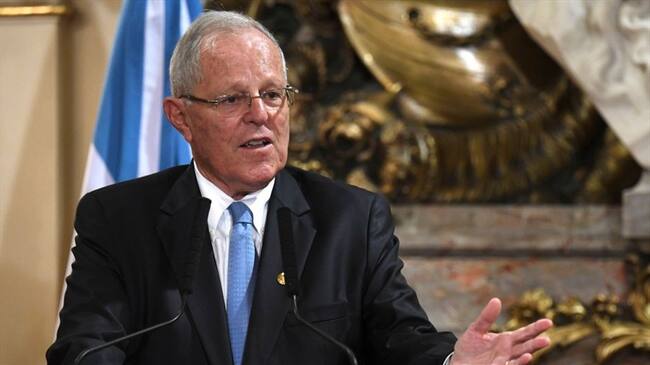 La moción recibió 19 votos en contra y 21 abstenciones por lo que fue archivada y Pedro Pablo Kuczynski seguirá al frente de la jefatura del Estado peruano. Foto: Getty Images