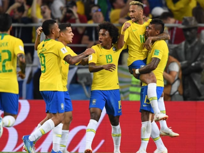 Brasil hizo su tarea y clasificó a los octavos de final de Rusia 2018